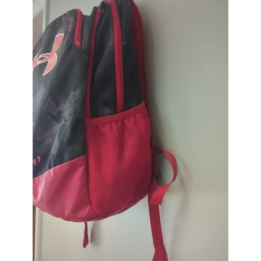 Under Armour Backpack With Laptop Slot Red‎ Black